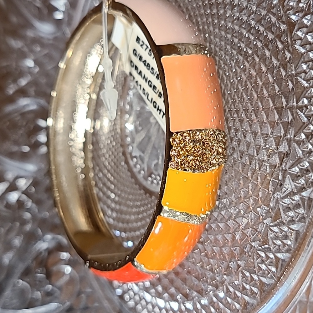 Orange bangle - Picture 2 of 5